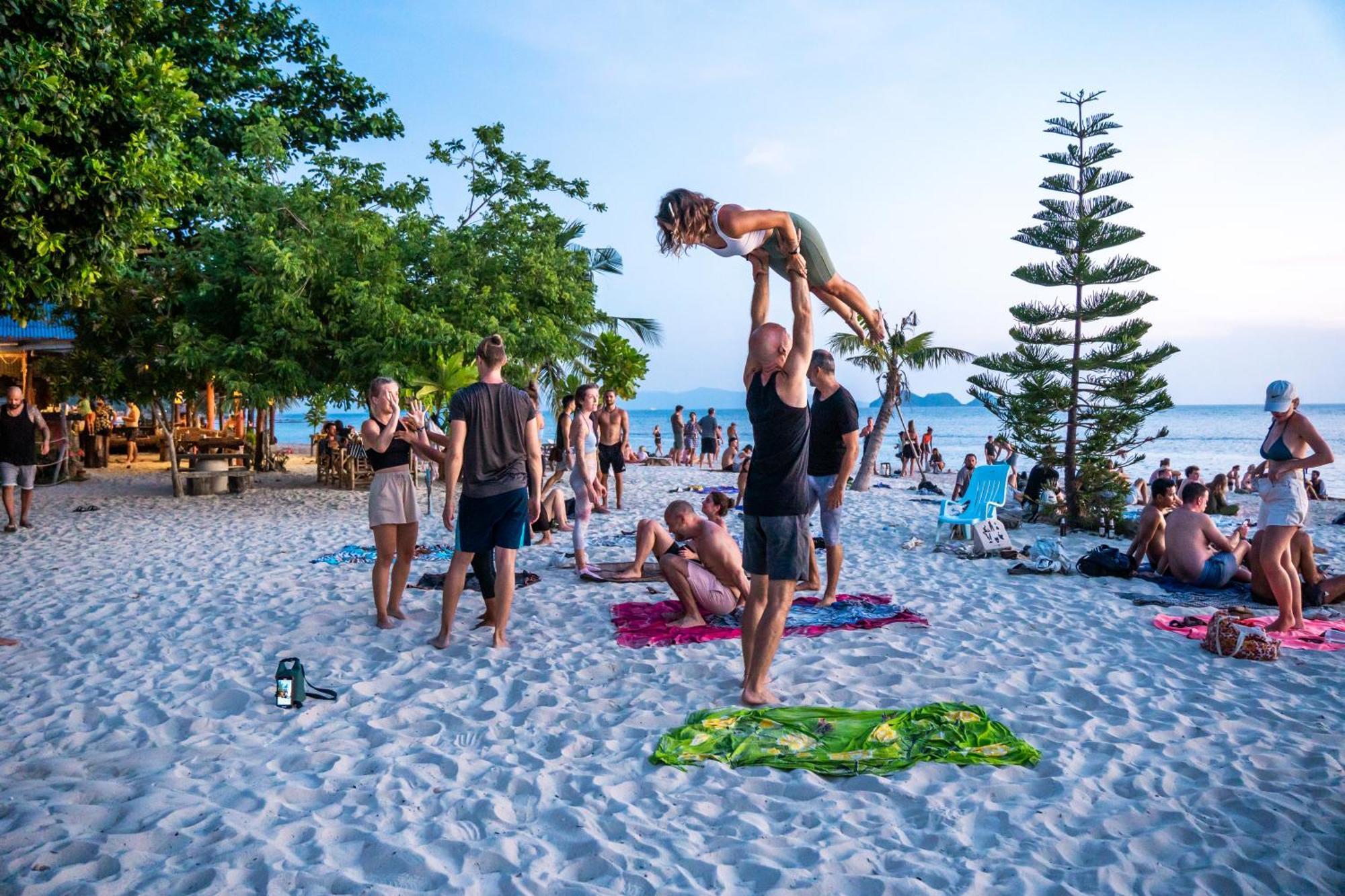 Bodega Koh Pha Ngan Beach 通萨拉 外观 照片